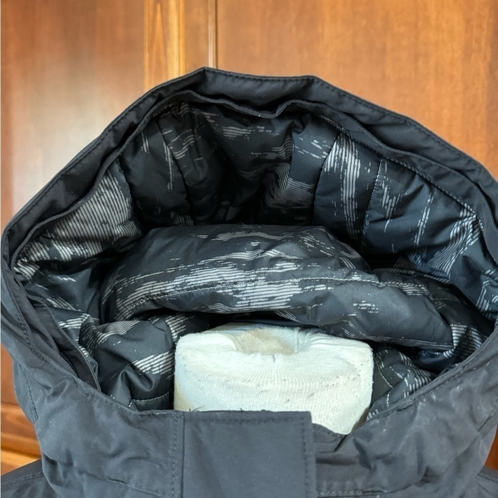 North Face Down Jacket - image 3